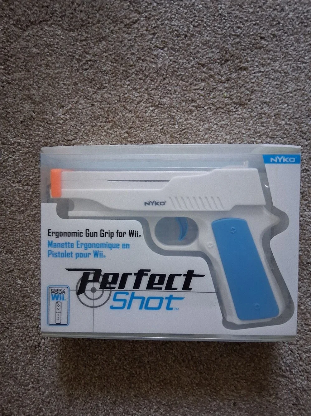 Perfect Shot Ergonomic Gun Grip for Wii - White & Blue